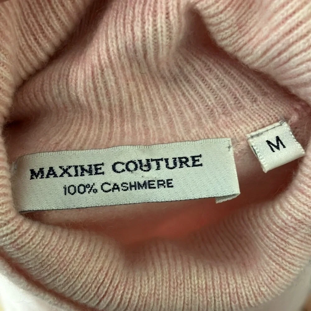 Maxine Couture 100% cashmere turtleneck sweater with felted royal  cat M